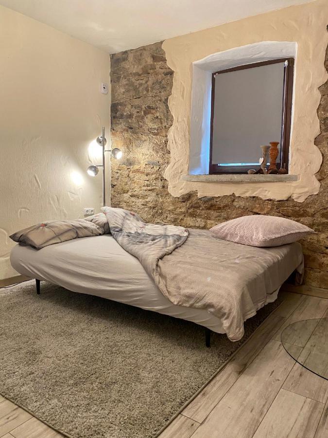 Eifelstein, Apartment Mit Whirlpool Und Ofen Dahlem  Zewnętrze zdjęcie